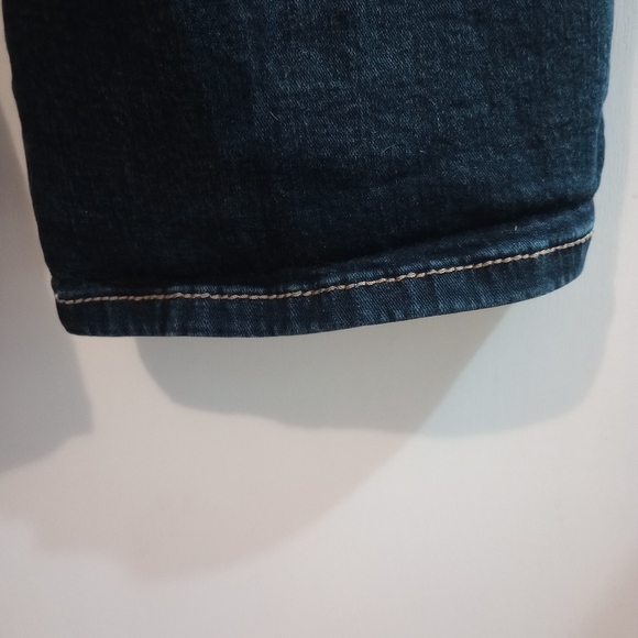 Aura Jeans By Wrangler. Size 14R - Picture 4 of 7